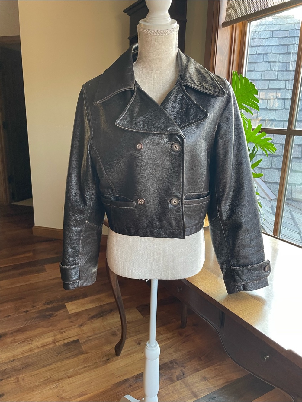 Brandon Thomas Vintage Dark Brown Cropped Double-Breasted Leather Trench Jacket